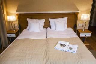 Апарт-отели Hotel Alhambra Лёндек-Здруй Двухместный номер Делюкс с 1 кроватью или 2 отдельными кроватями-4